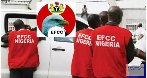 EFCC Accuses Man Of Swallowing $115,000 At The Airport
